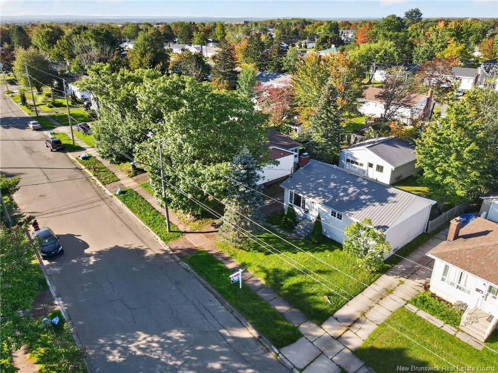 202 Mckenzie Ave, Moncton, NB