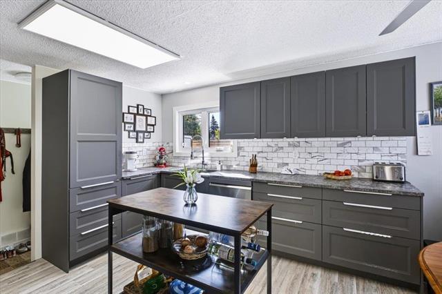 465 Carey St, St Pierre-Jolys, MB