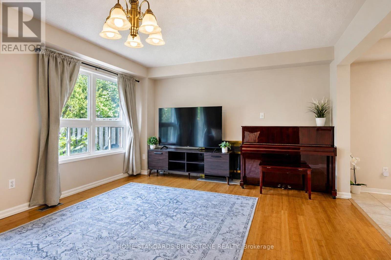 33 - 5230 Glen Erin Drive, Mississauga, ON
