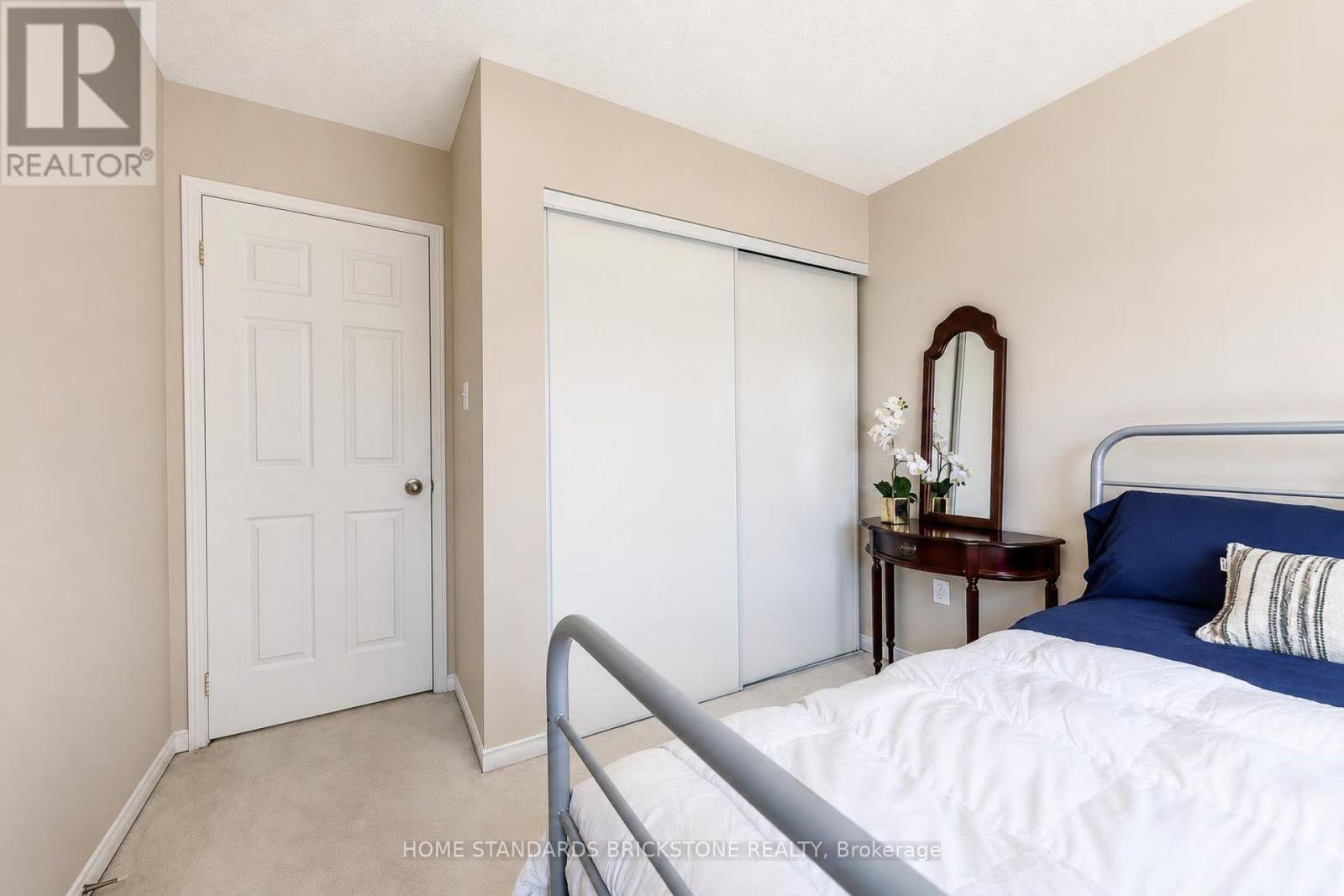33 - 5230 Glen Erin Drive, Mississauga, ON