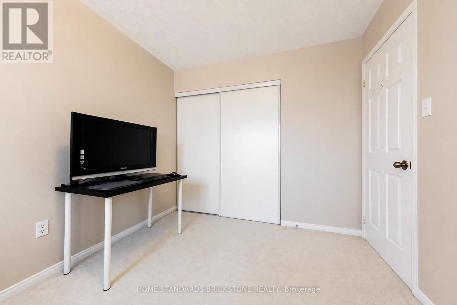 33 - 5230 Glen Erin Drive, Mississauga, ON