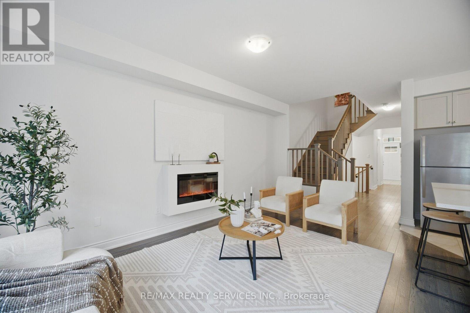 34 Lipscott Drive, Caledon, ON