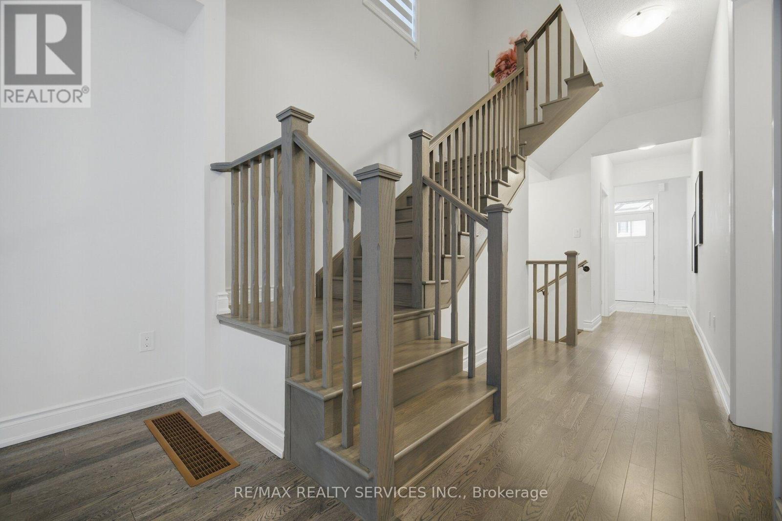 34 Lipscott Drive, Caledon, ON