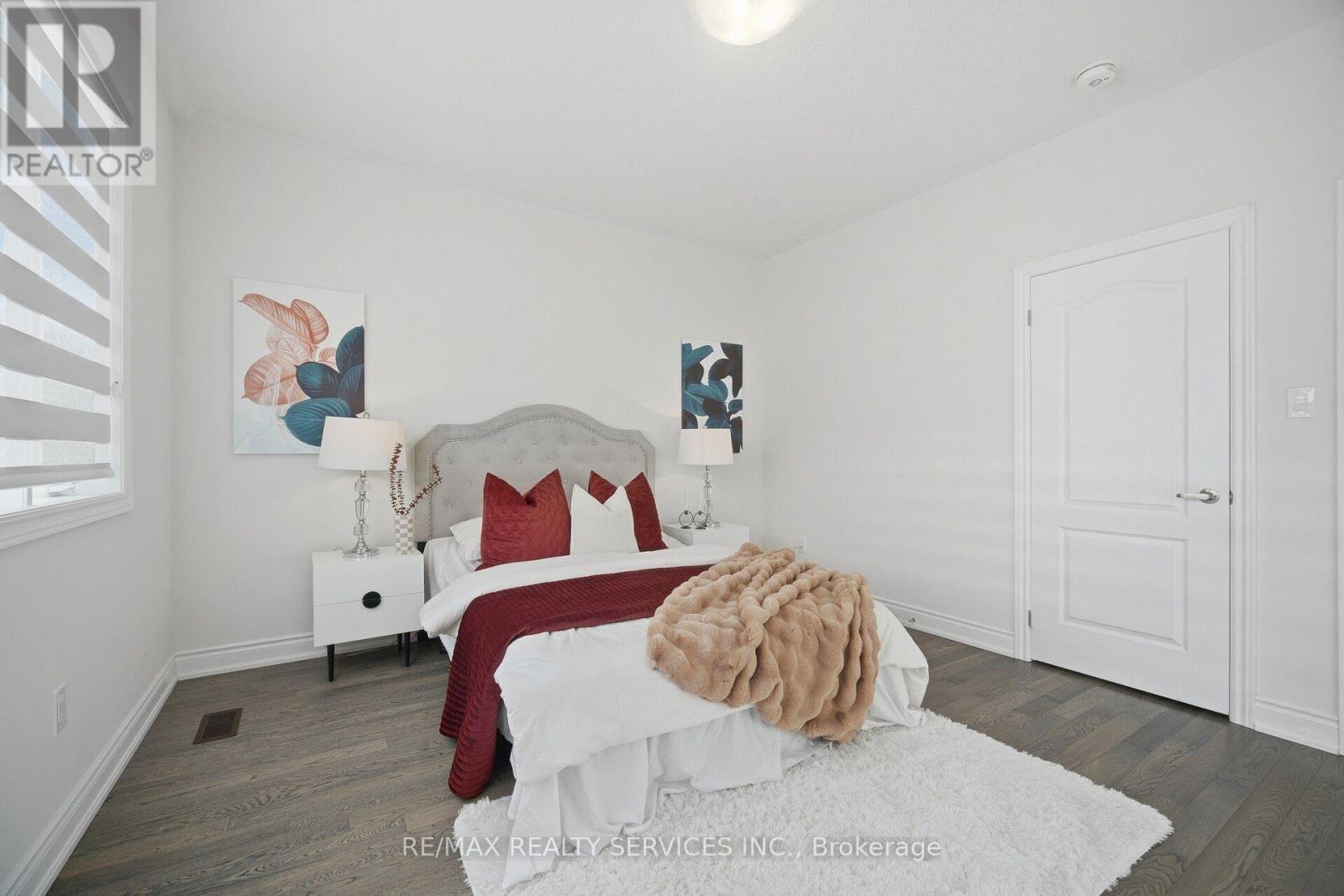 34 Lipscott Drive, Caledon, ON