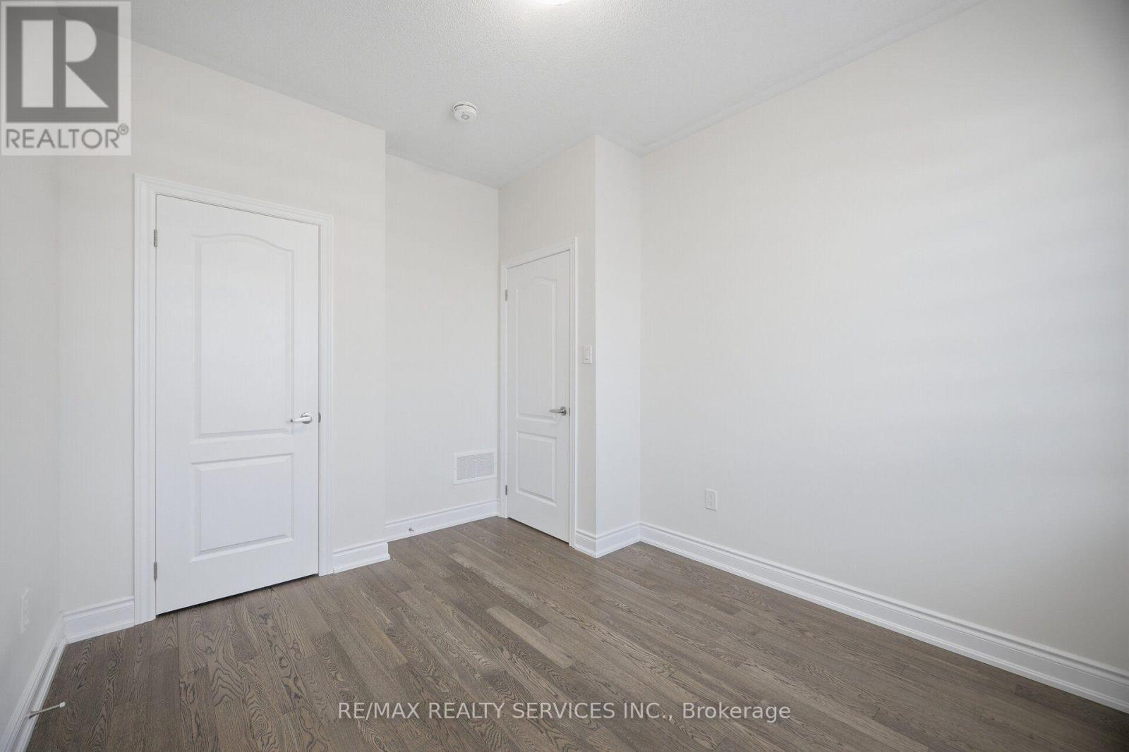 34 Lipscott Drive, Caledon, ON