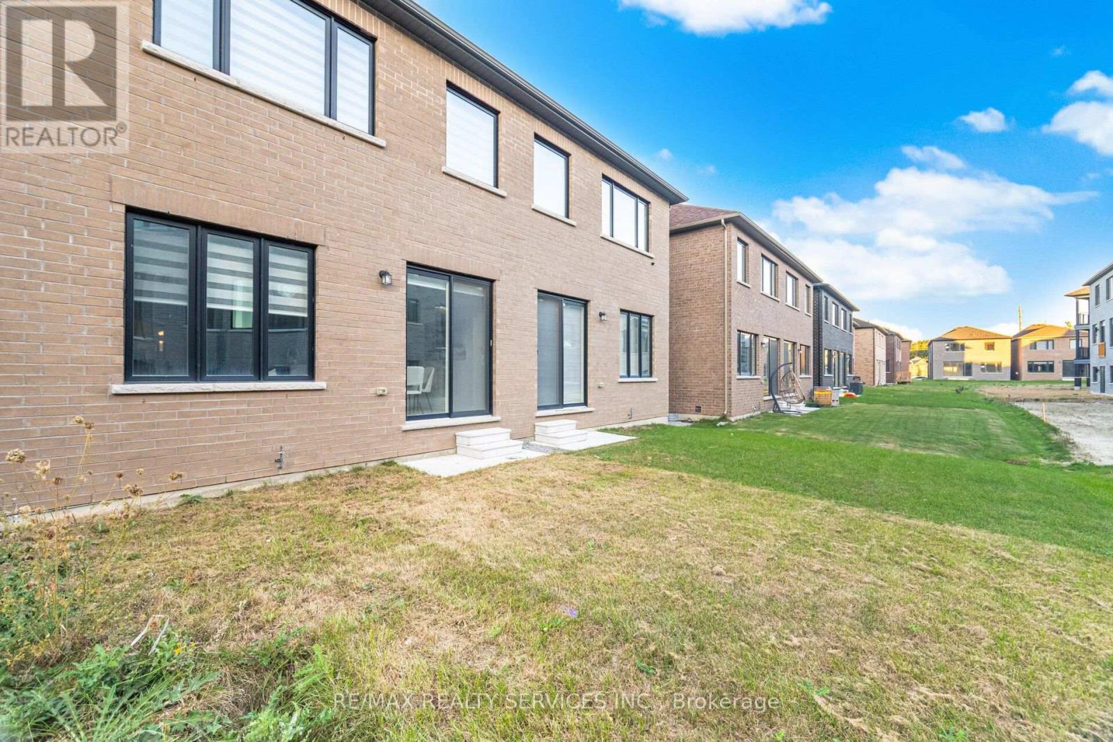 34 Lipscott Drive, Caledon, ON