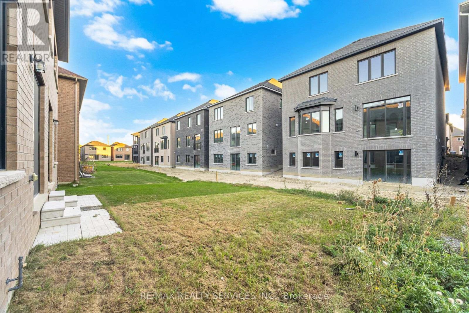 34 Lipscott Drive, Caledon, ON