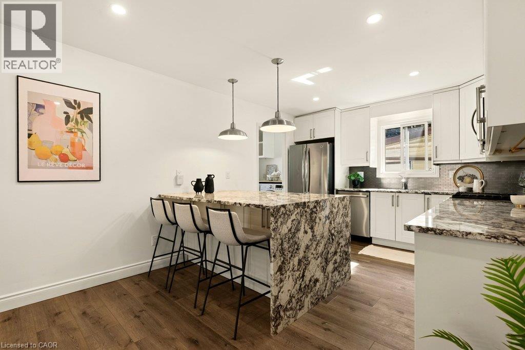 33 Albert Street, Hamilton, ON