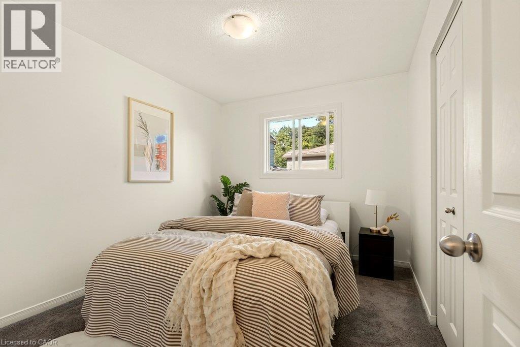 33 Albert Street, Hamilton, ON