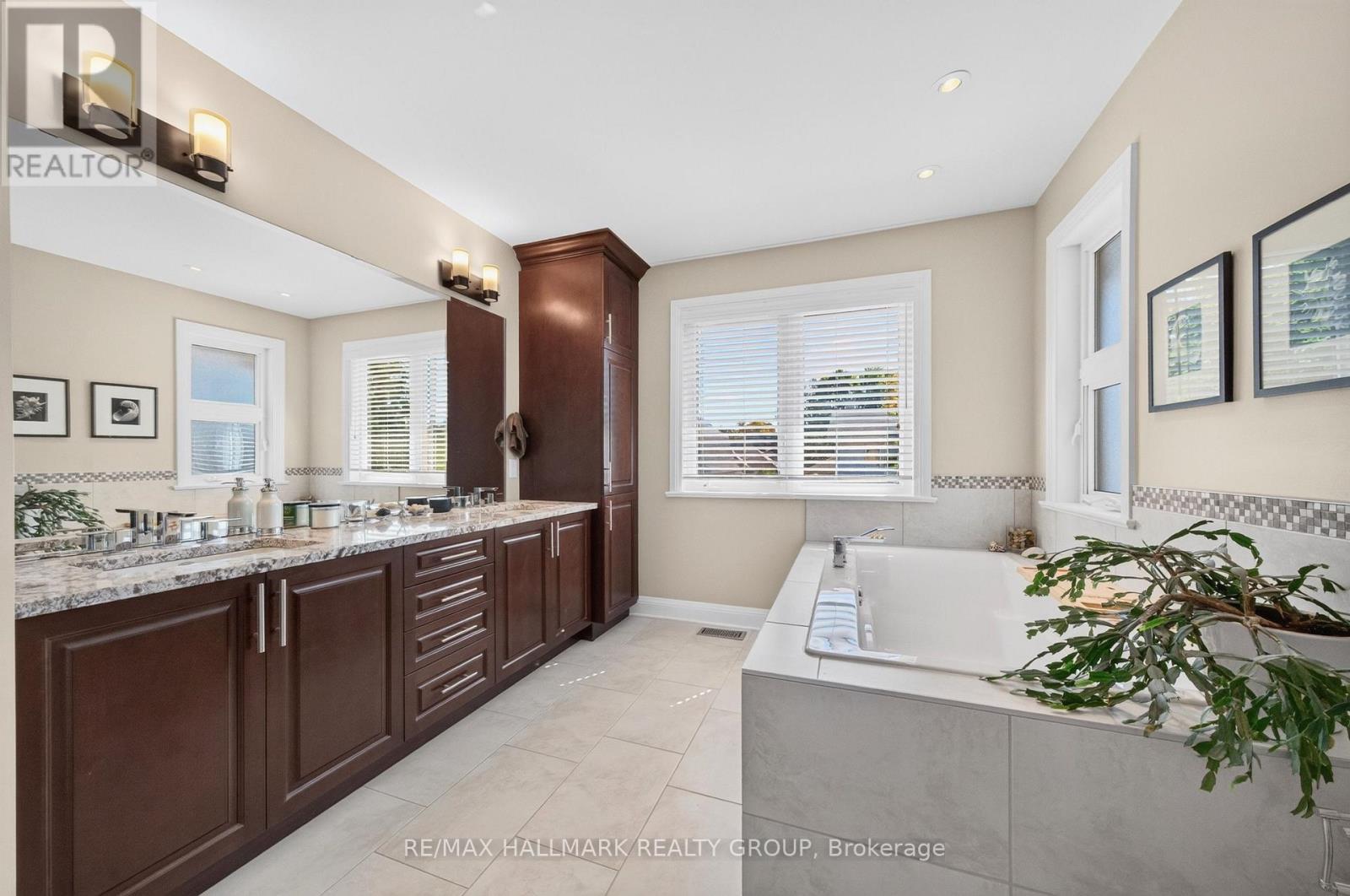 288 Selby Avenue, Ottawa, ON