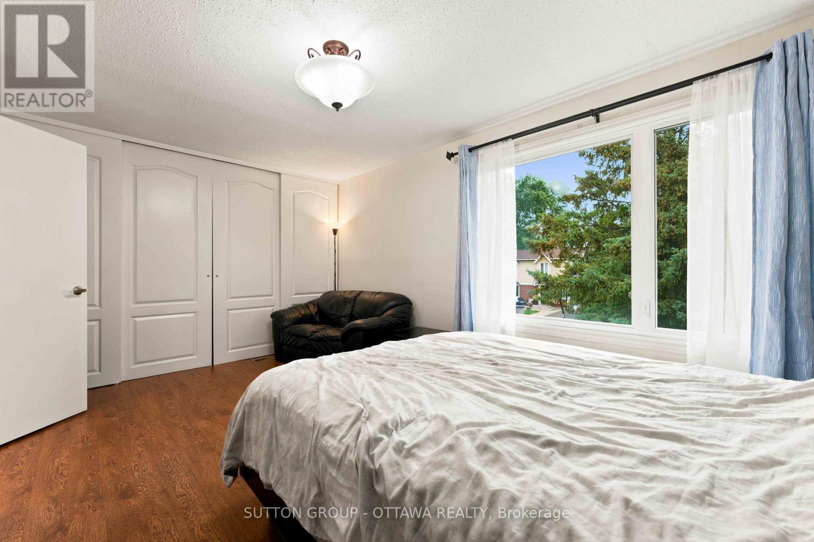 66 Fieldgate Drive, Ottawa, ON