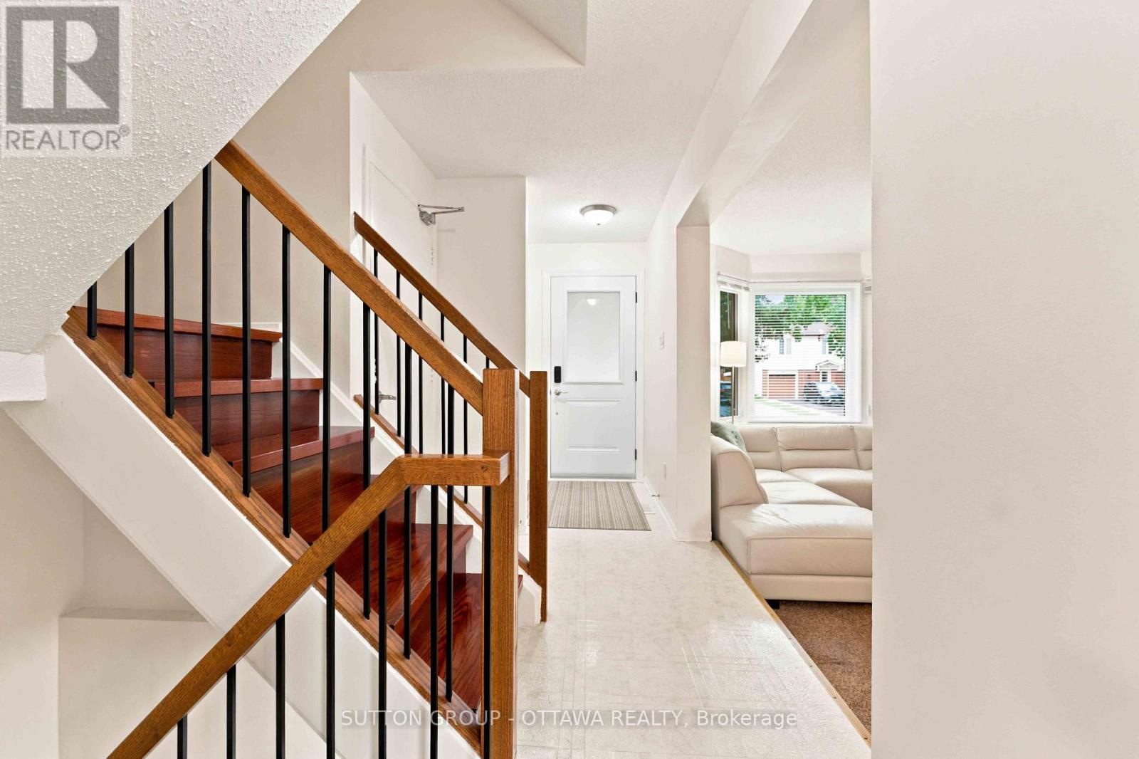 66 Fieldgate Drive, Ottawa, ON