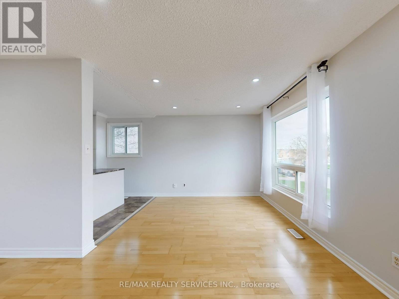 9 Glenridge Road, Brampton, ON