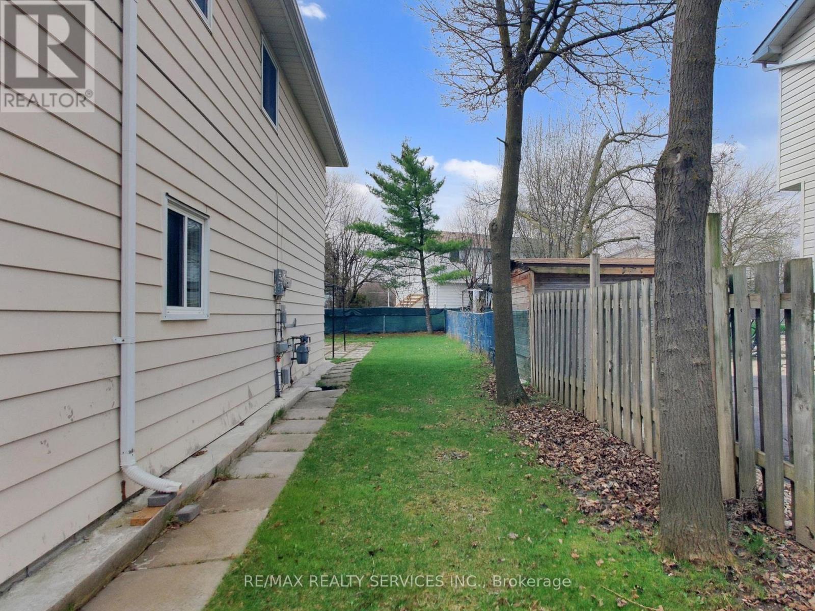 9 Glenridge Road, Brampton, ON