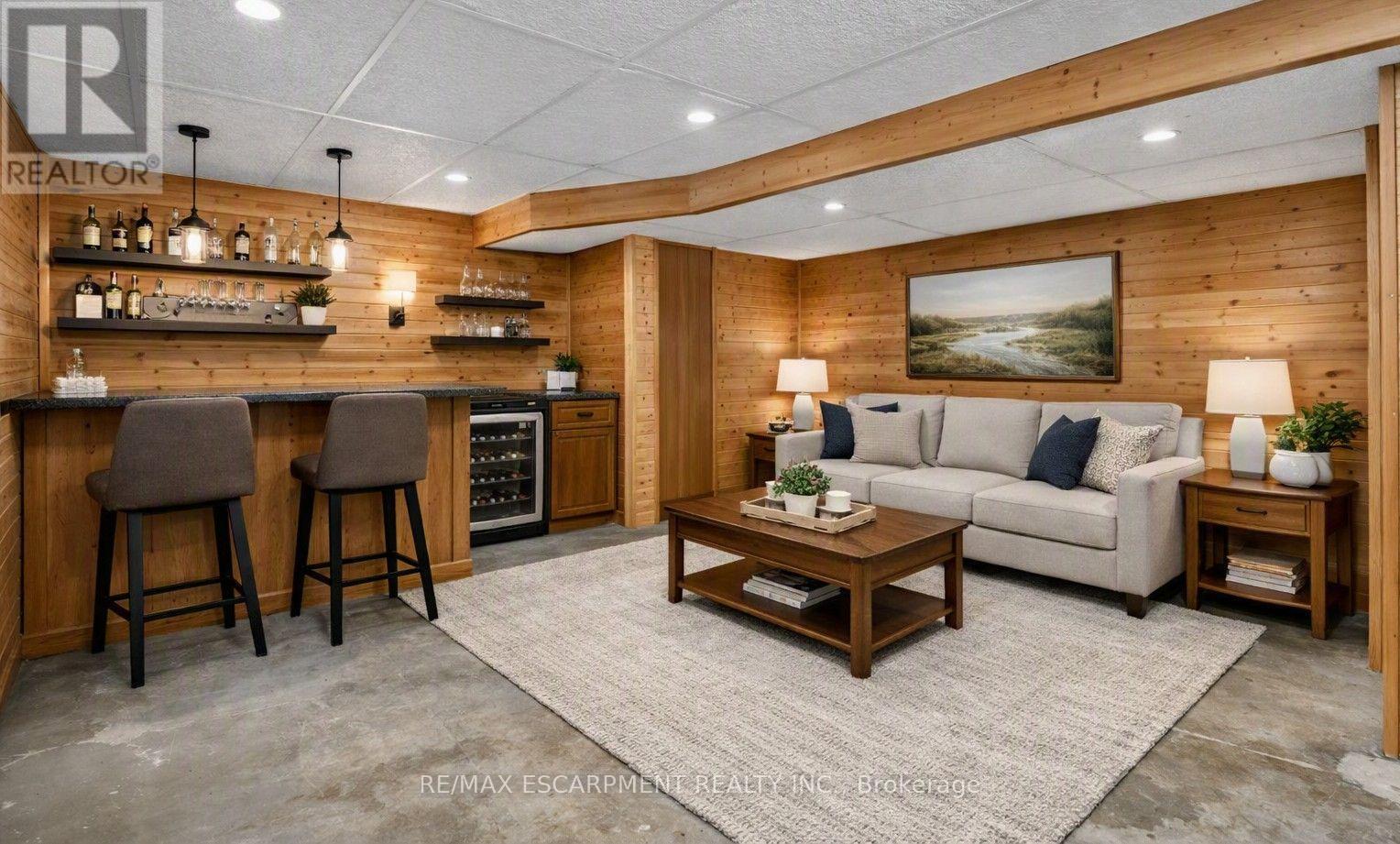 Virtually Staged - 4937 King Street, Lincoln, ON