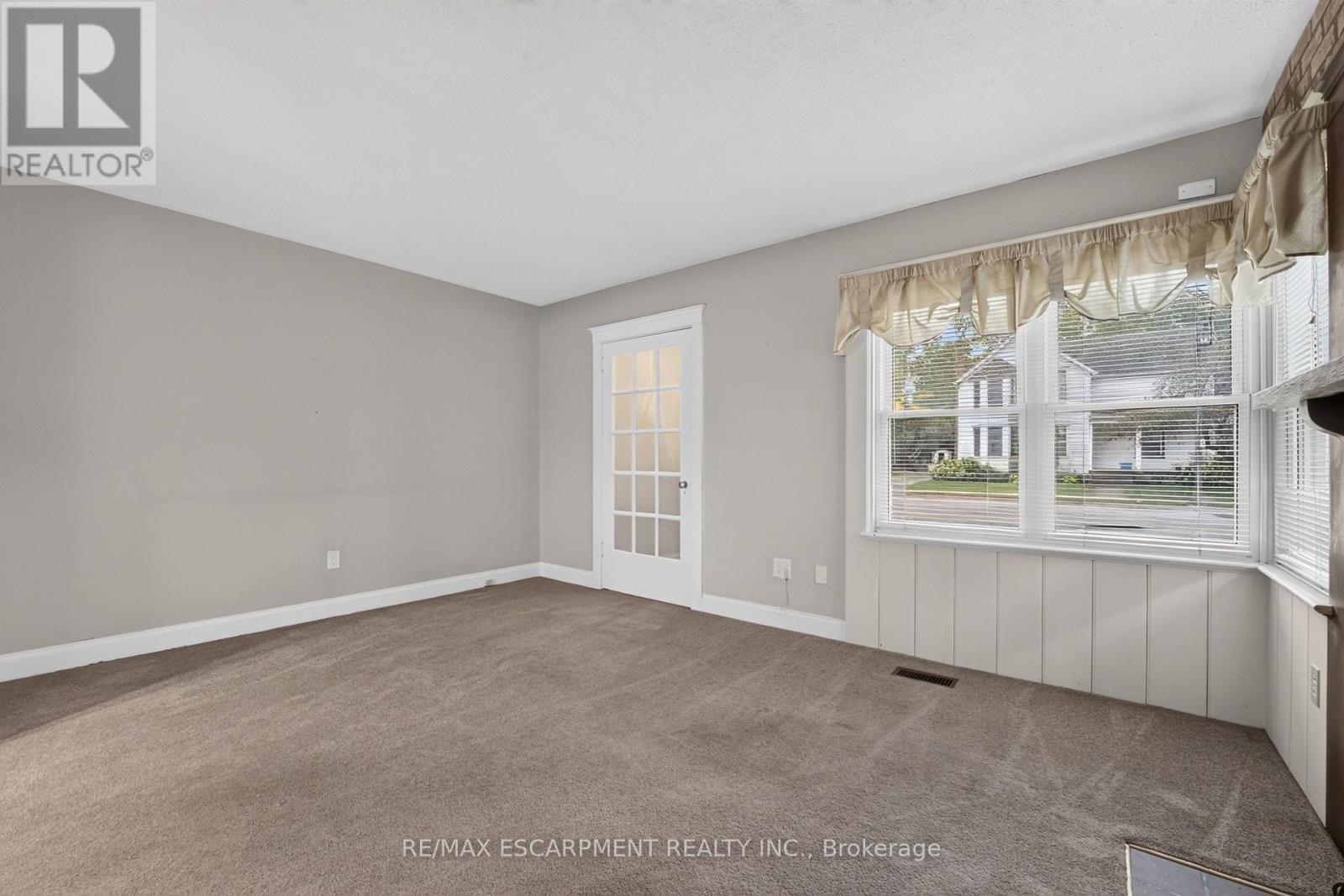 4937 King Street, Lincoln, ON