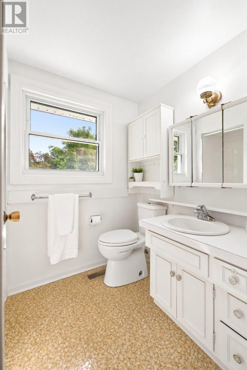 351 Craigleith Drive, Waterloo, ON