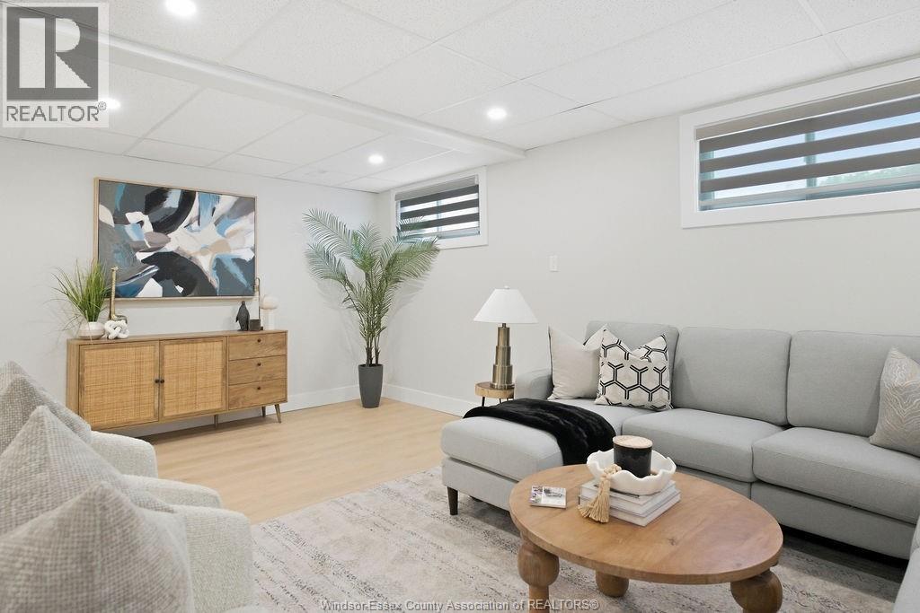 1720 Partington, Windsor, ON