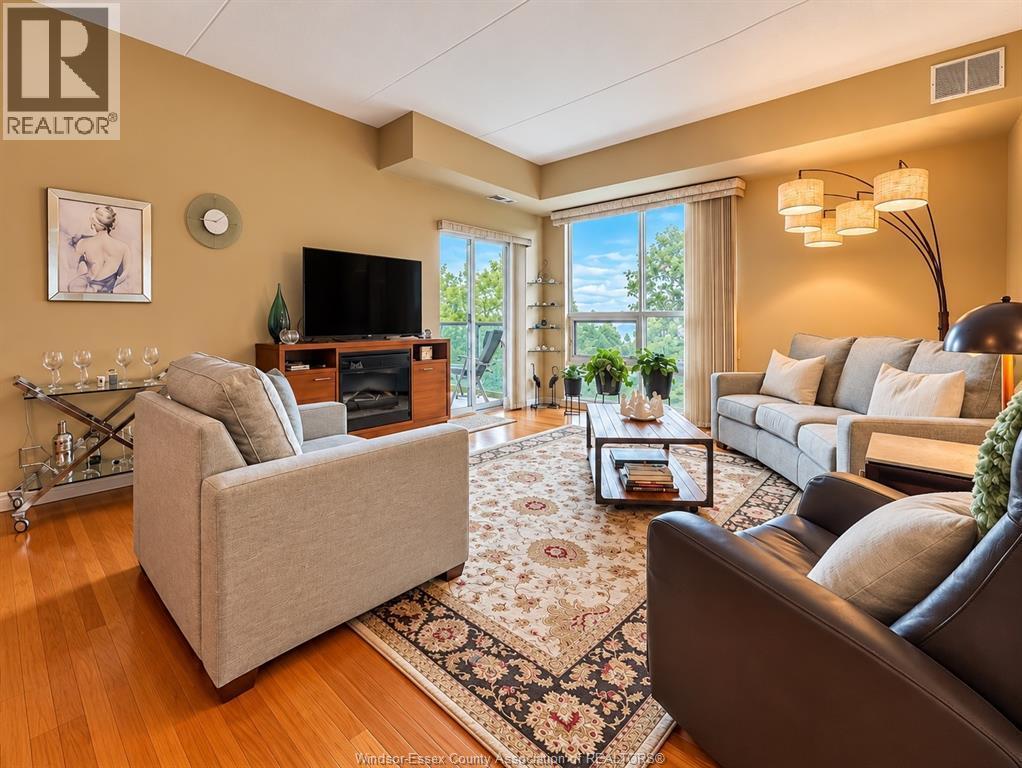 4789 Riverside Unit# 504, Windsor, ON