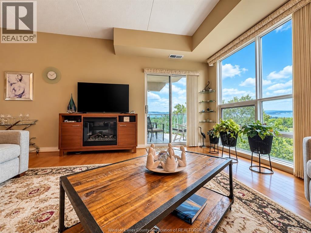 4789 Riverside Unit# 504, Windsor, ON