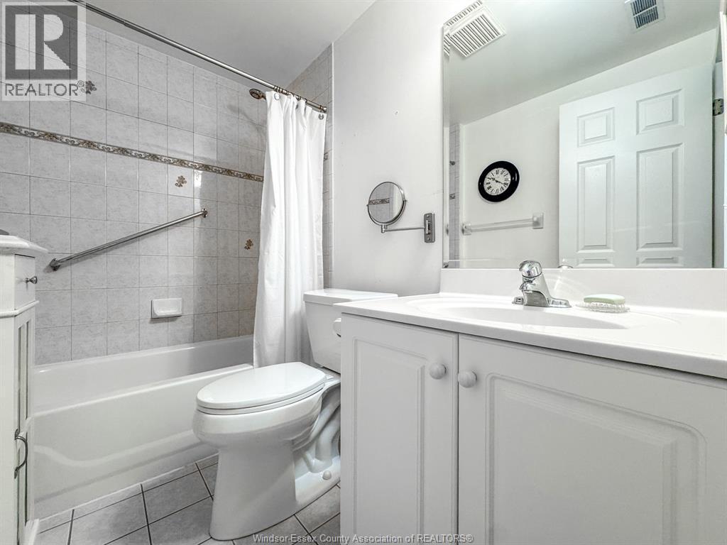 4789 Riverside Unit# 504, Windsor, ON