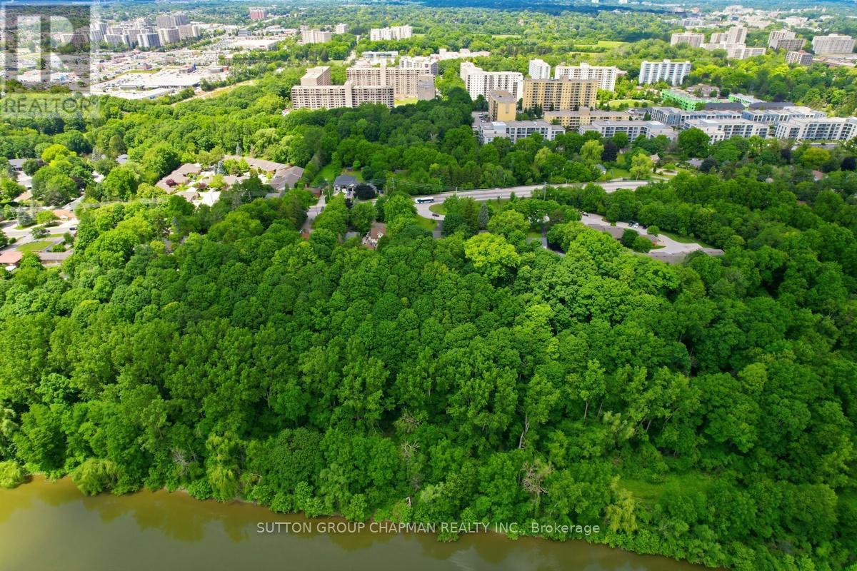 408 Old Riverside Drive, London North (North N), ON