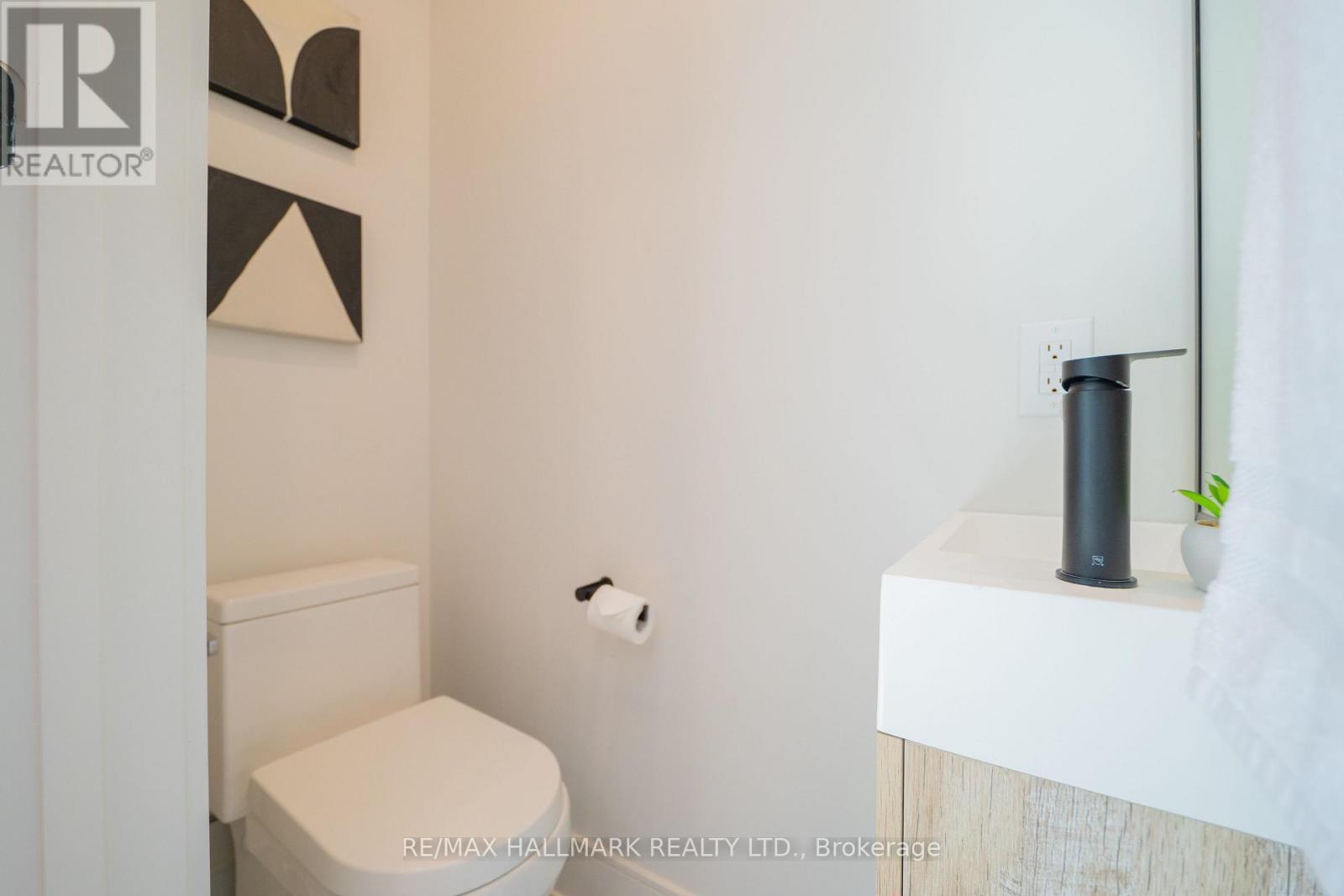 22 Harriet Street, Toronto, ON