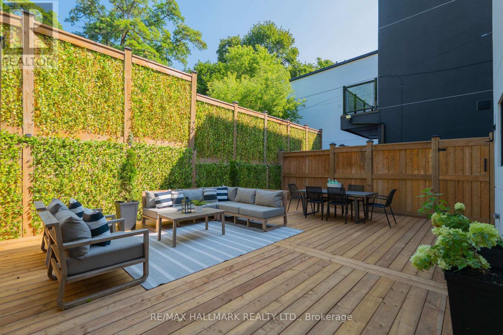 22 Harriet Street, Toronto, ON