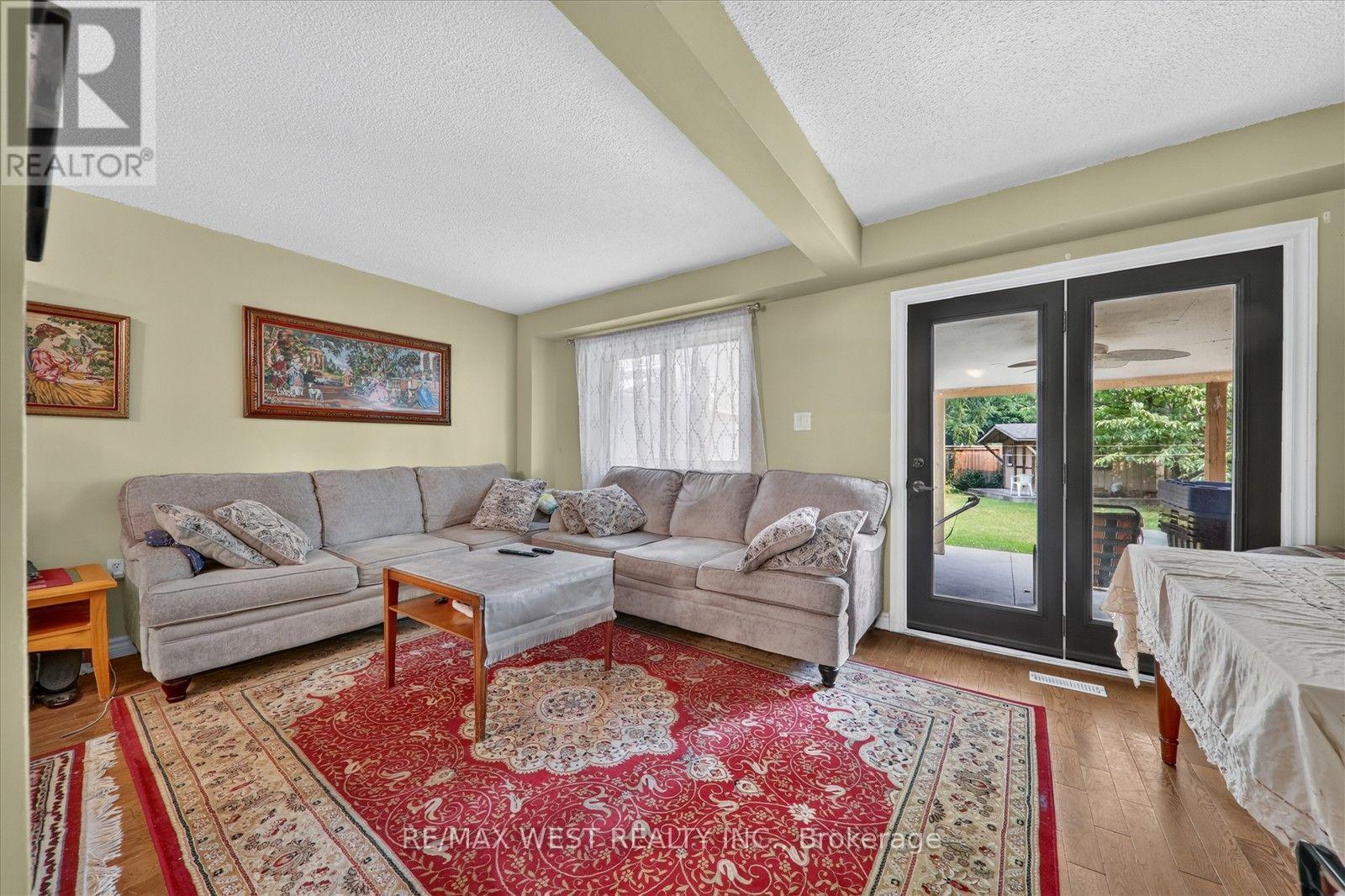 66 Bushwood Court, Toronto, ON
