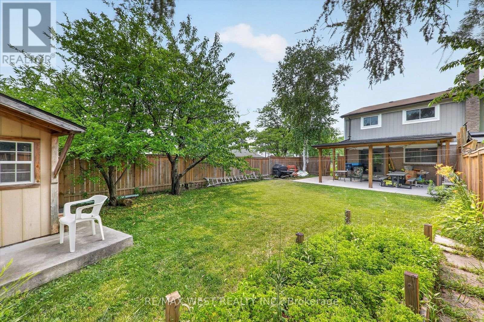 66 Bushwood Court, Toronto, ON