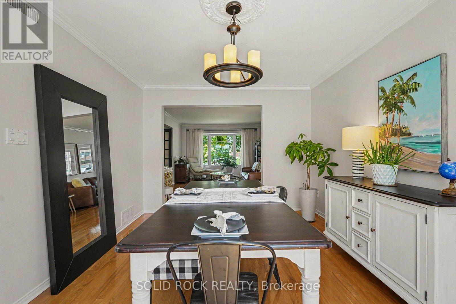 742 Merkley Drive, Ottawa, ON