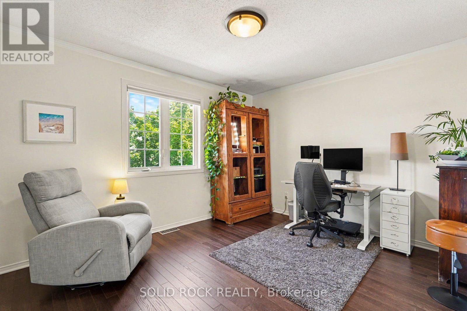 742 Merkley Drive, Ottawa, ON