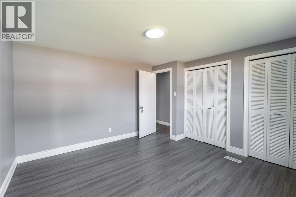 103 Hanna Crescent, Sarnia, ON