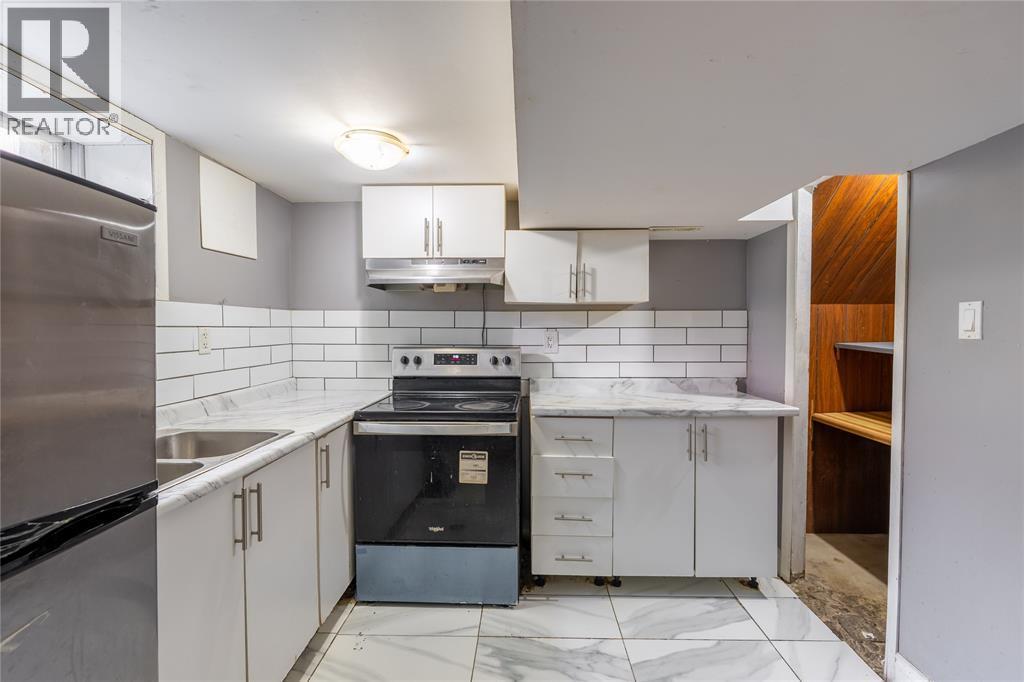 103 Hanna Crescent, Sarnia, ON