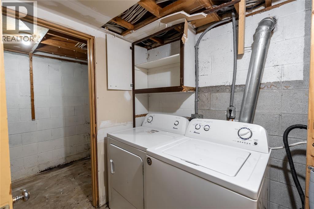 103 Hanna Crescent, Sarnia, ON