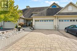 2487 WALKER COURT Niagara Falls (Stamford), ON L2J 0A2