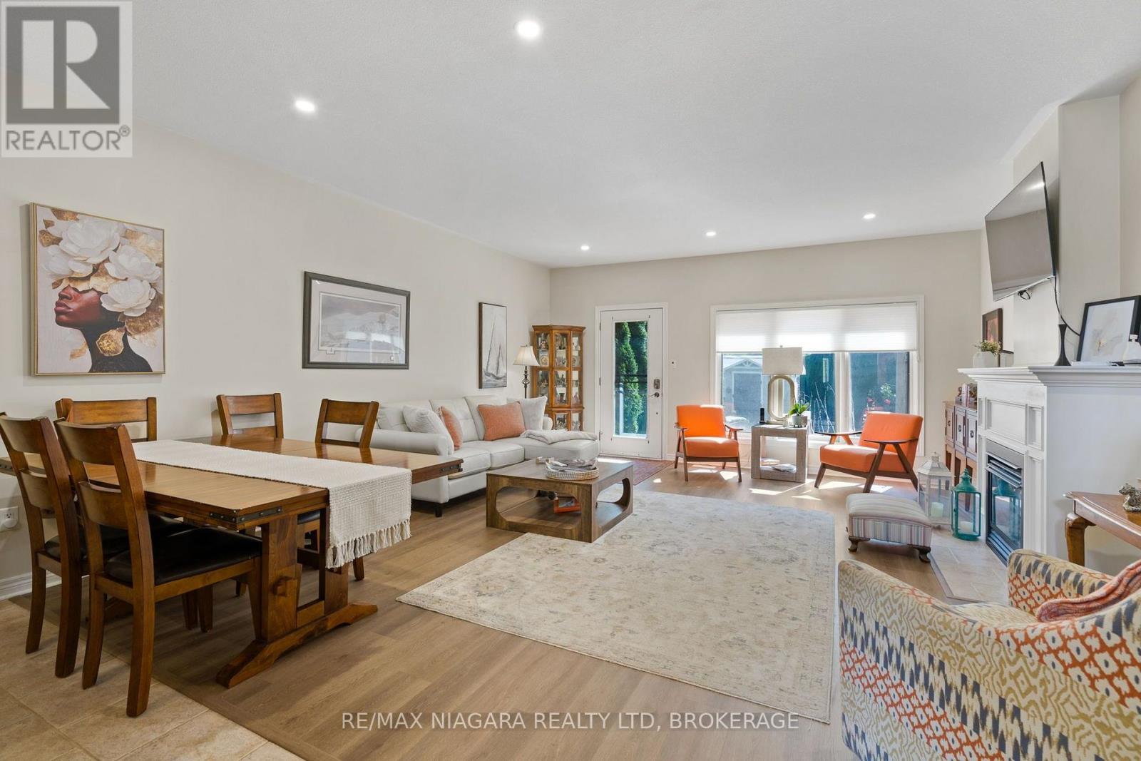 2487 Walker Court, Niagara Falls (Stamford), ON