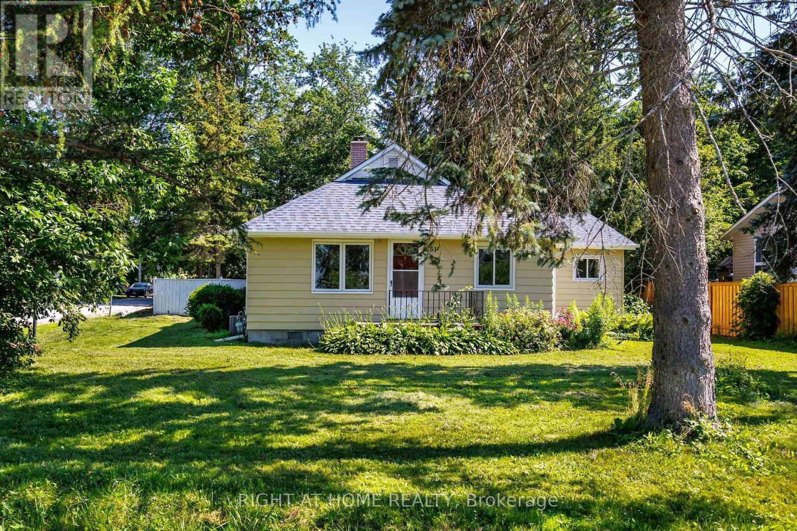 51 Lakeside Drive, Innisfil, ON