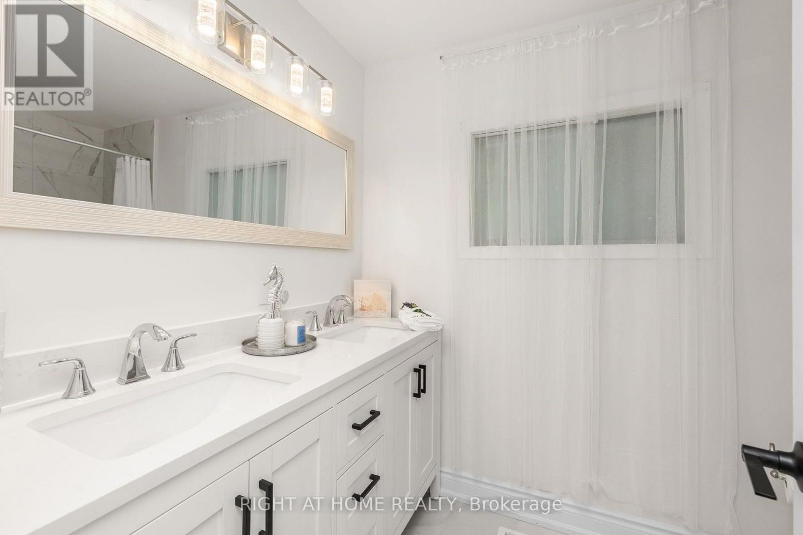 51 Lakeside Drive, Innisfil, ON