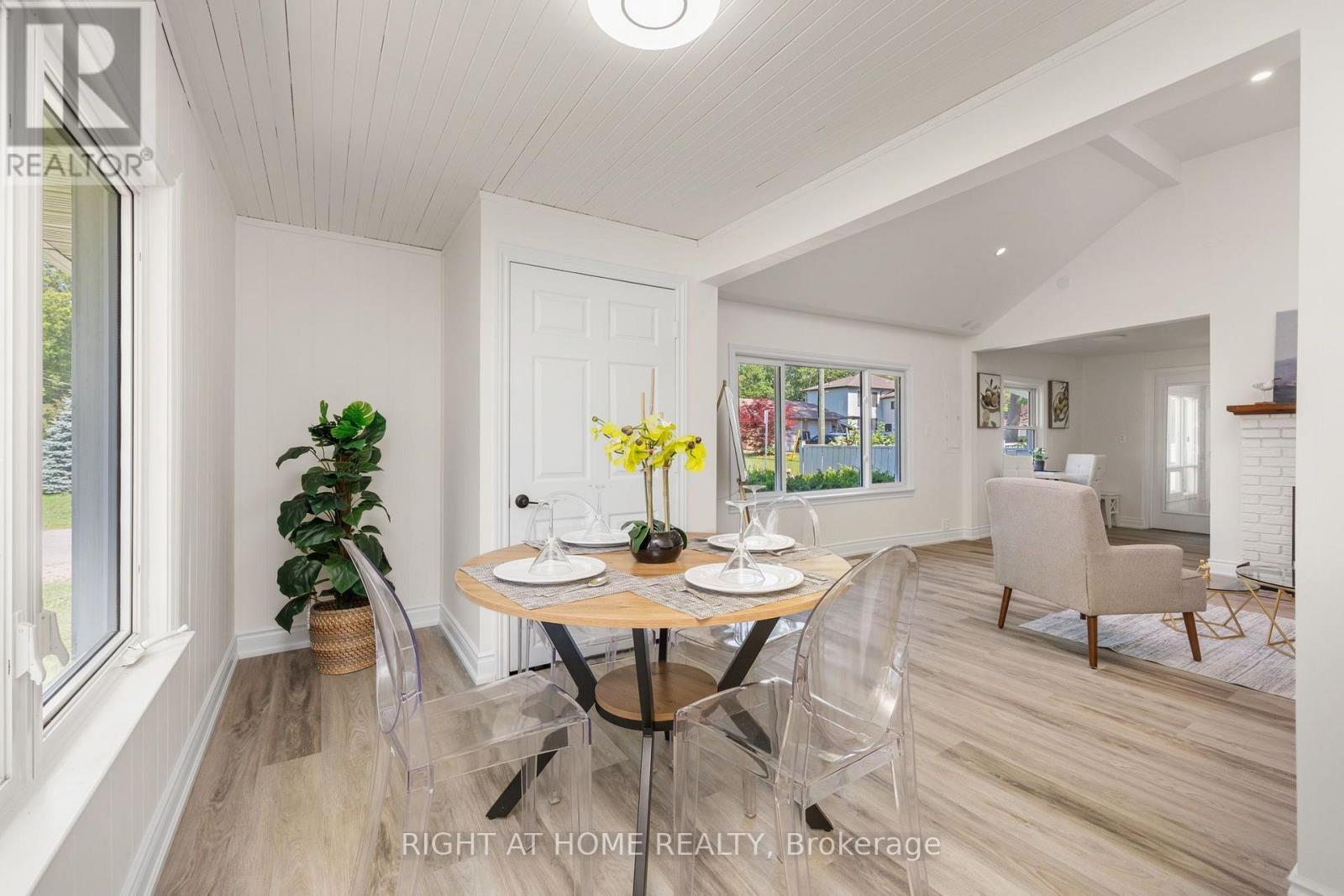 51 Lakeside Drive, Innisfil, ON