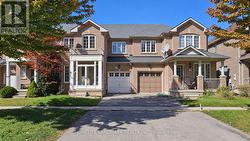 28 SILVER LINDEN DRIVE Richmond Hill, ON L4B 3S8