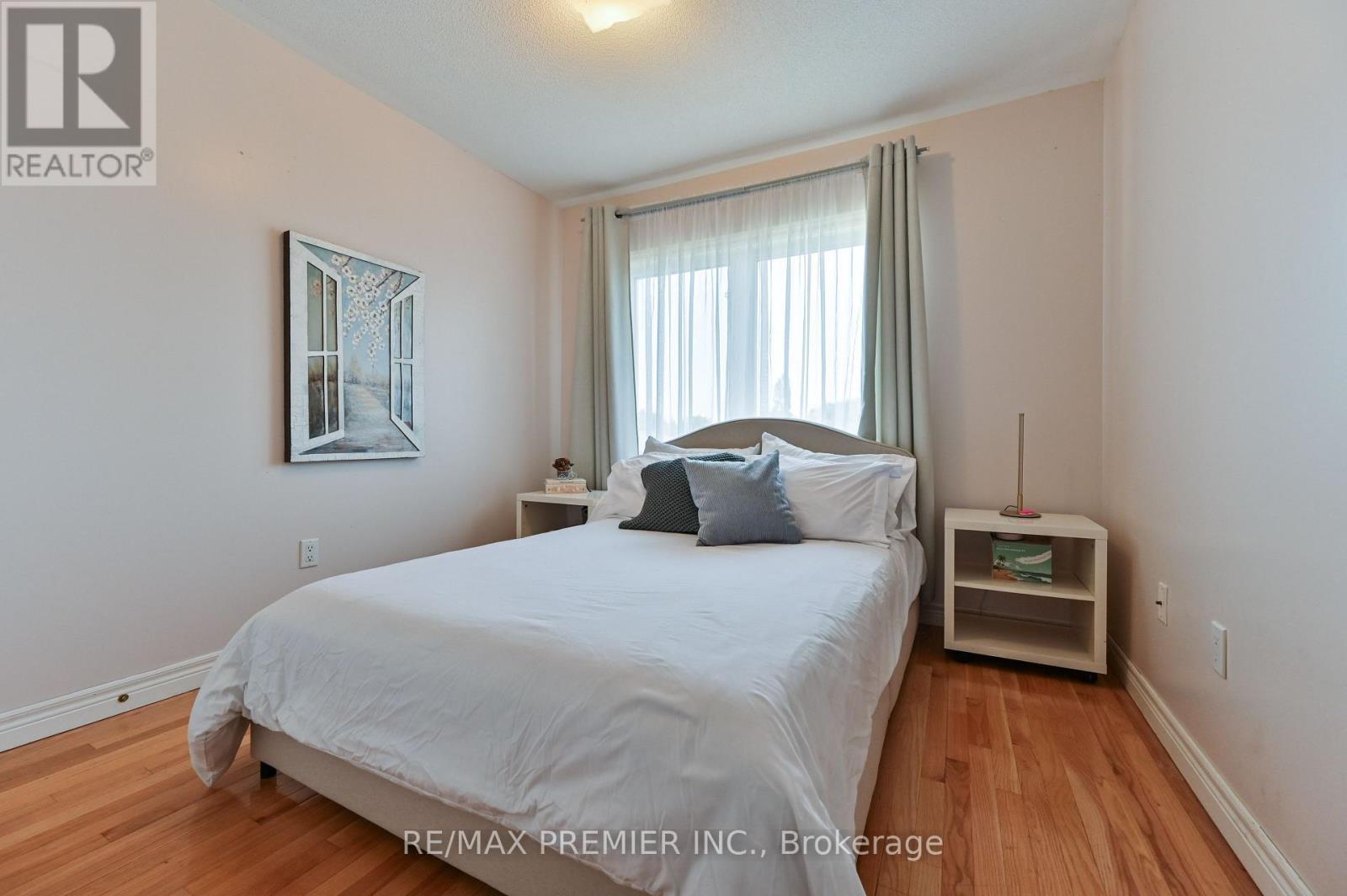 36 Helen Street, Vaughan, ON