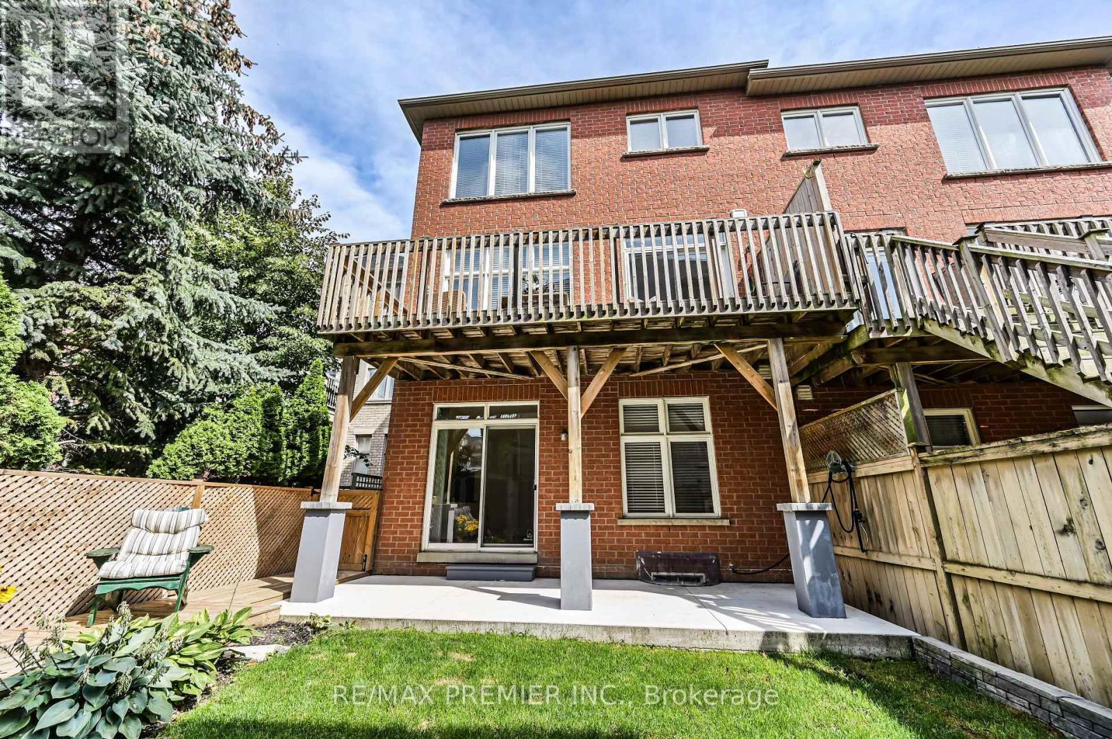 36 Helen Street, Vaughan, ON