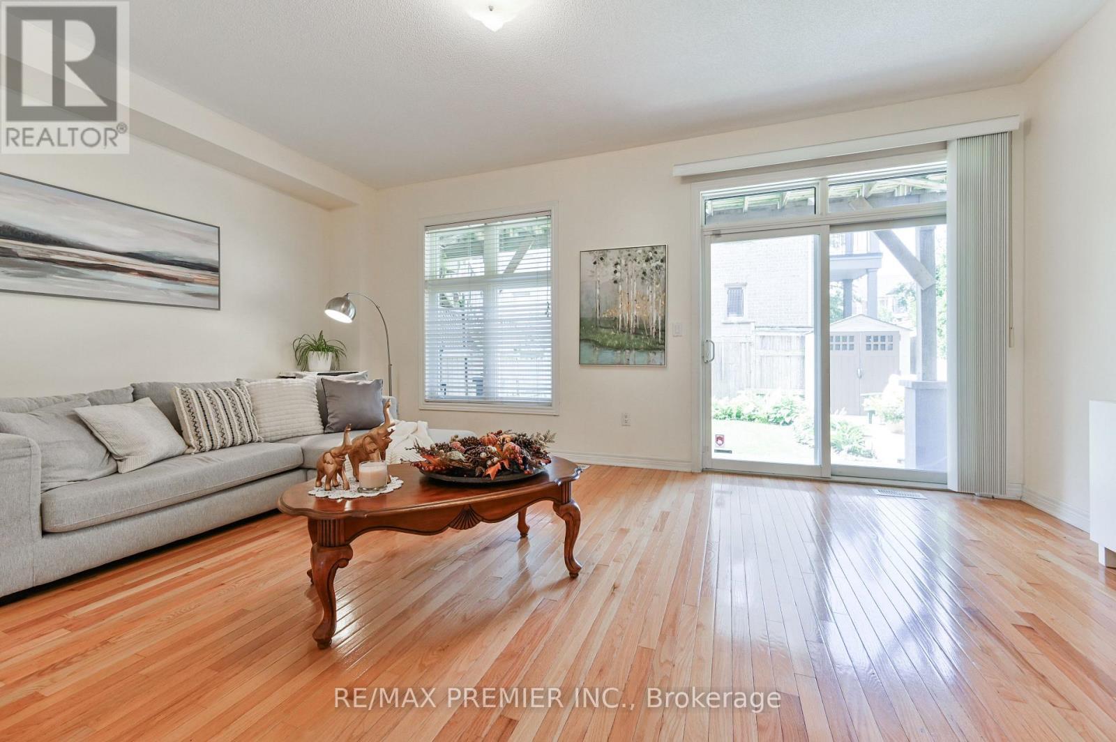36 Helen Street, Vaughan, ON