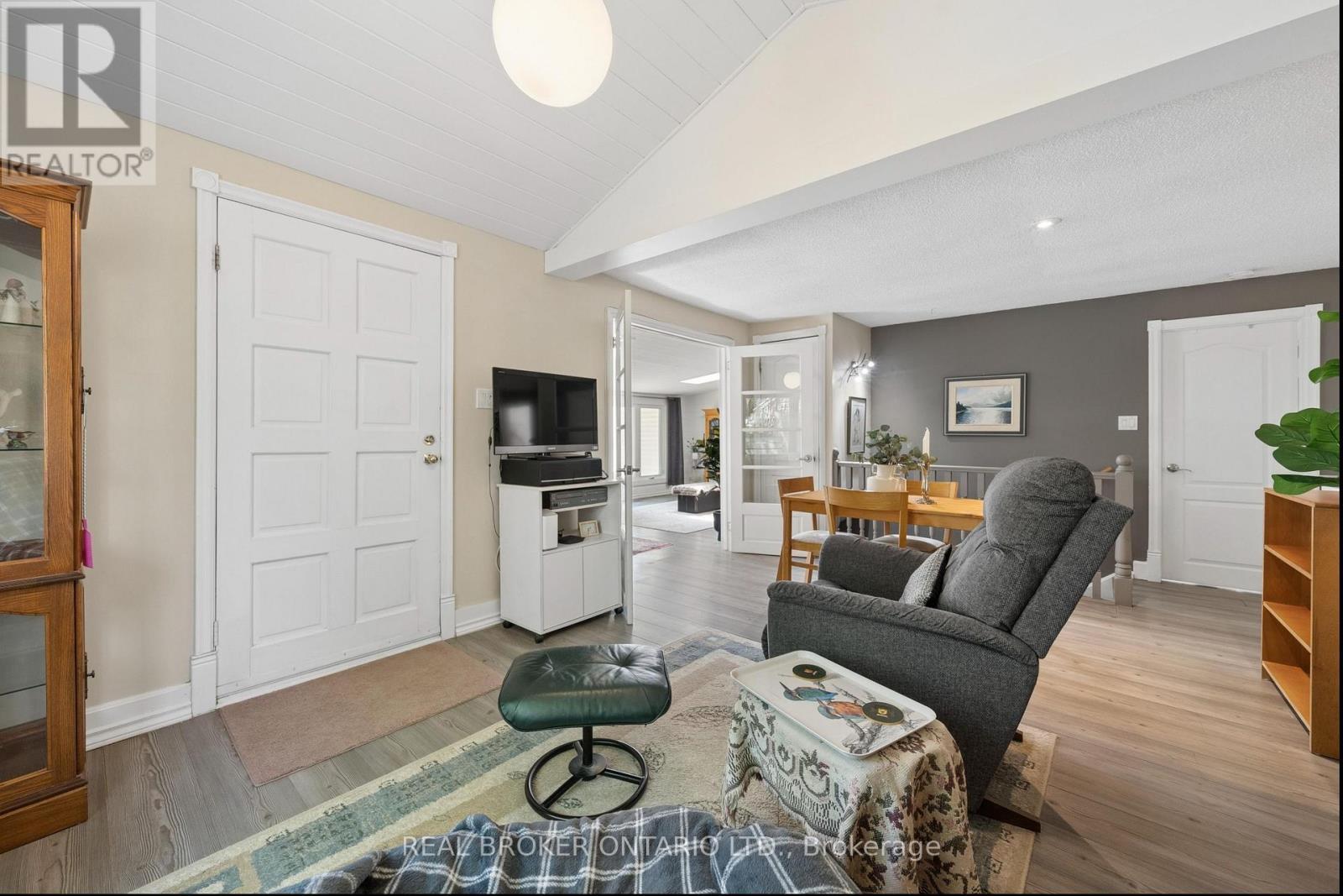 42 Connor Drive, Whitchurch-Stouffville, ON