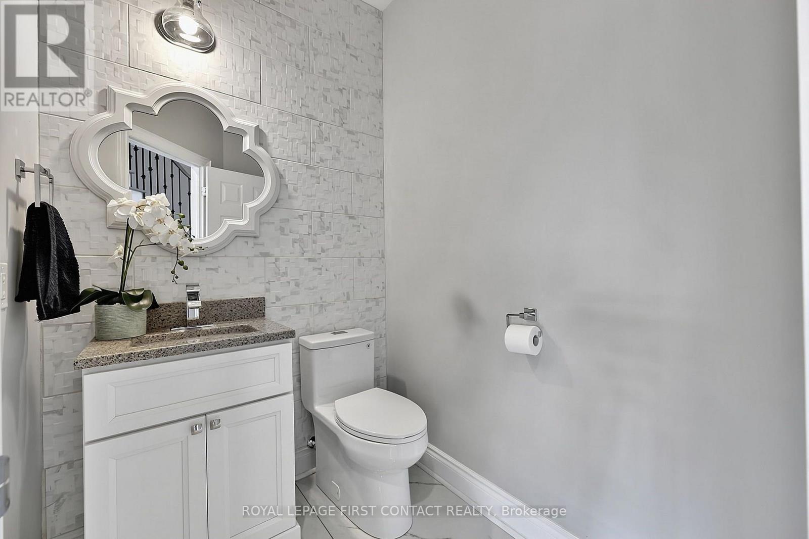 36 Regalia Way, Barrie, ON