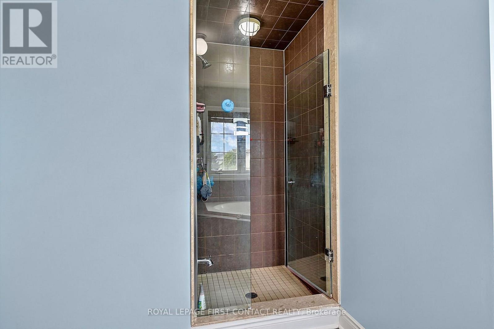 36 Regalia Way, Barrie, ON
