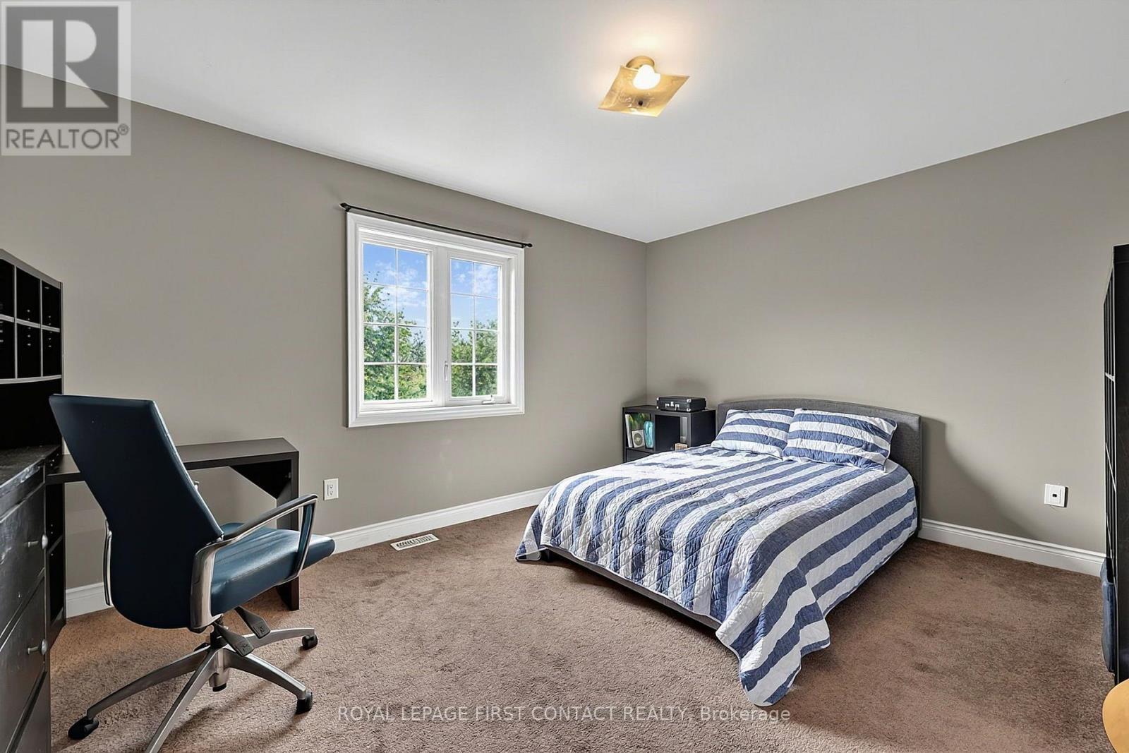 36 Regalia Way, Barrie, ON