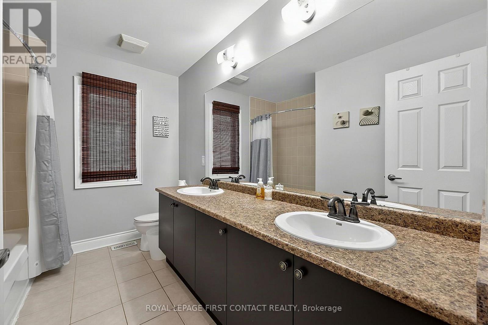 36 Regalia Way, Barrie, ON