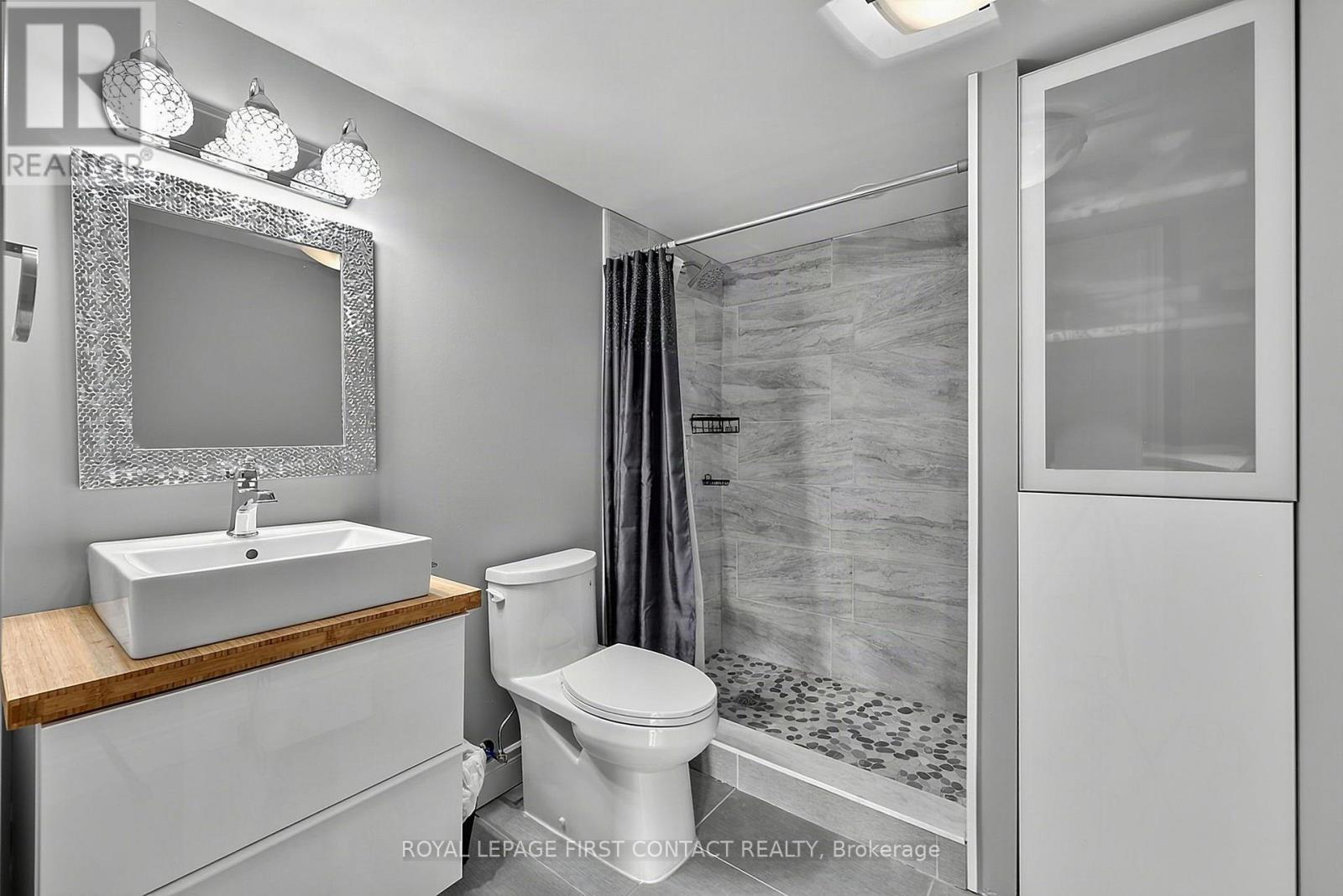 36 Regalia Way, Barrie, ON